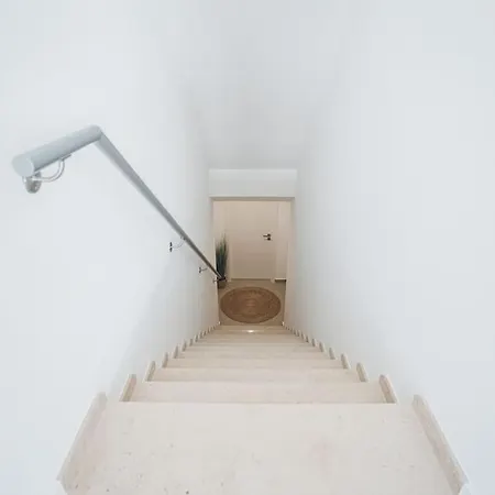 Amara - Luxury * Santa Barbara (Lisbon)