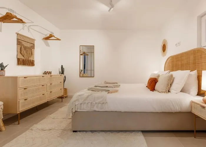 Amara - Luxury * Santa Barbara (Lisbon)